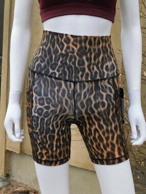 Yogalicious Lux Leopard Print Biker Shorts – High Waisted – Size M 🐆🔥
